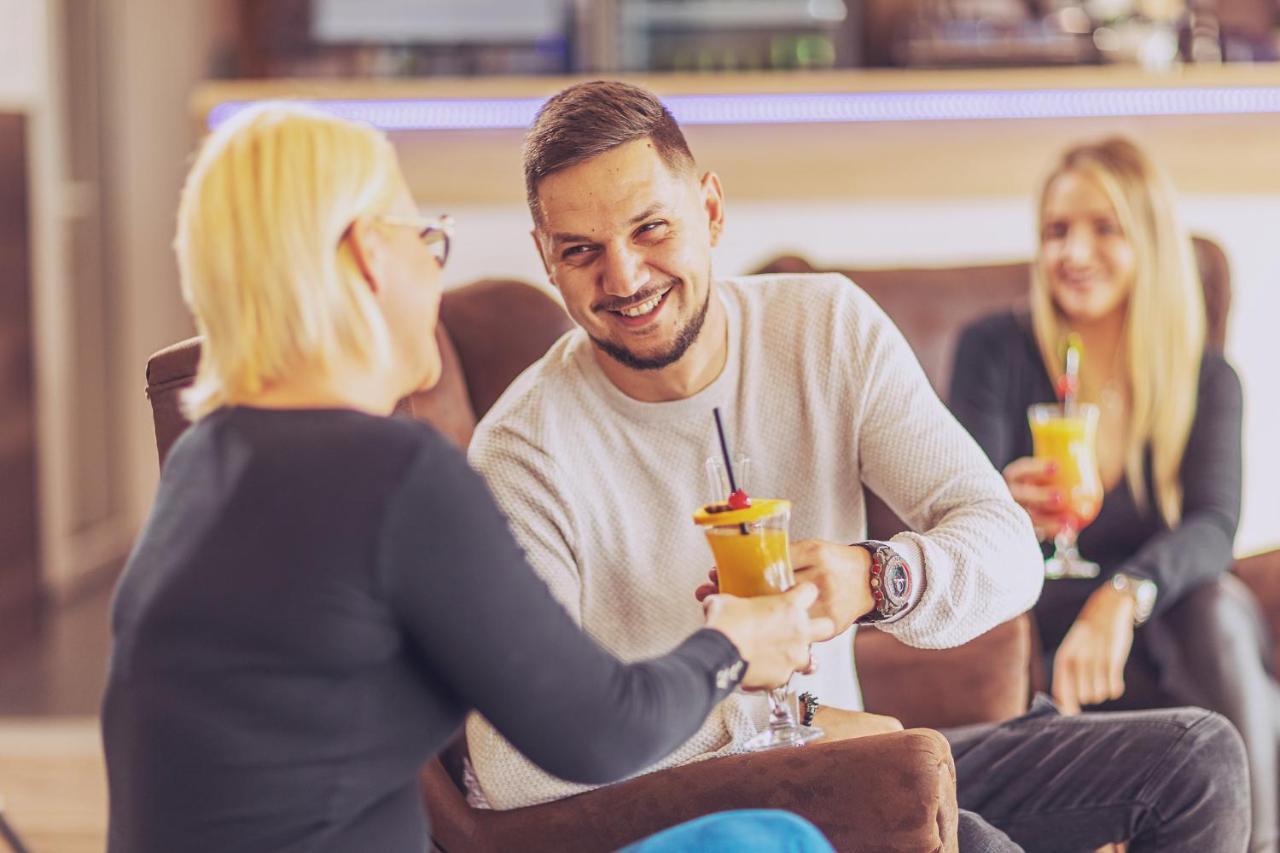 Martoni Resort & Restaurant Szigetszentmárton Zewnętrze zdjęcie