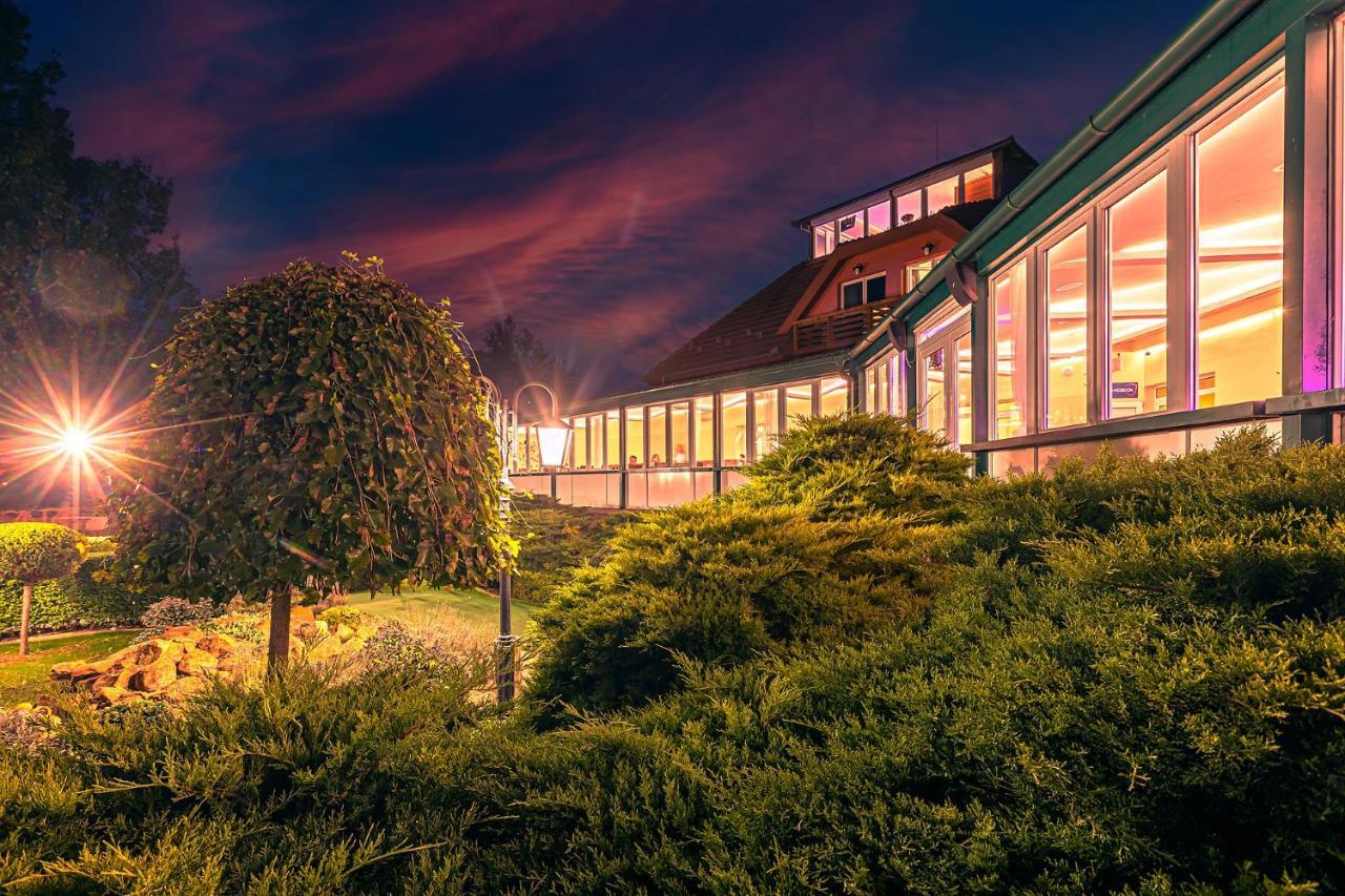 Martoni Resort & Restaurant Szigetszentmárton Zewnętrze zdjęcie