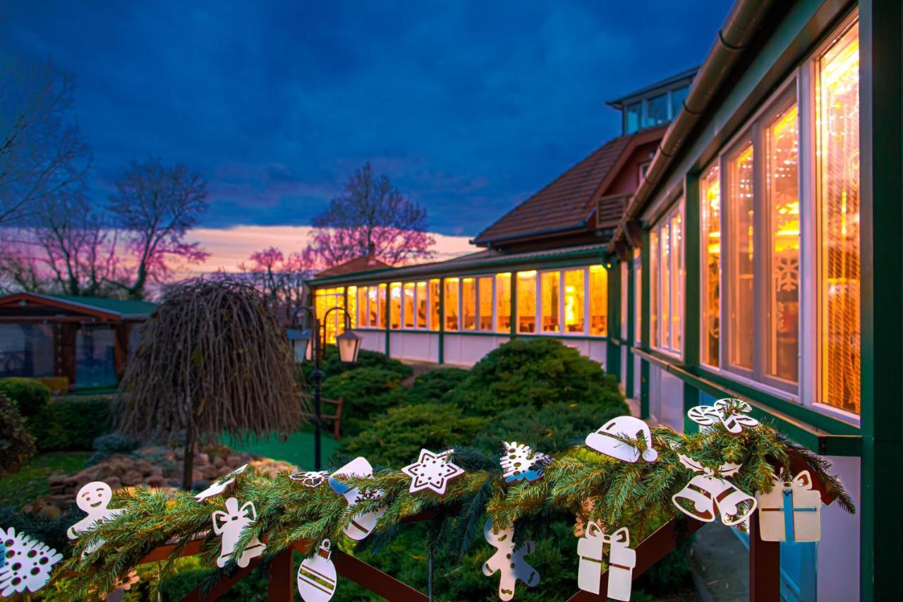 Martoni Resort & Restaurant Szigetszentmárton Zewnętrze zdjęcie